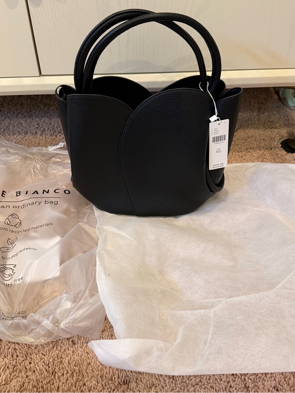 NWT new melie bianco Anthropologie tulip handle crossbody tote bag + Pouch black - Picture 15 of 15